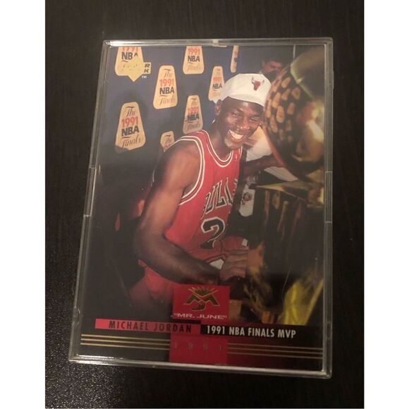 Michael Jordan 1993 Upper Deck Baseball Card Mr. June - Picture 1 of 2